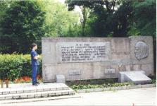 Picture of the memorial to the fallen soldiers